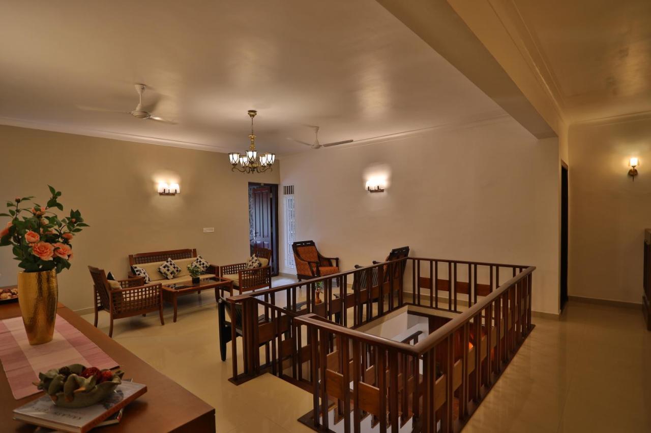 Chithirapuram Palace Munnar Buitenkant foto